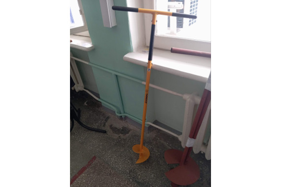 Бур ручной в аренду 200 мм