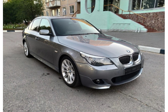BMW 5 (E60)