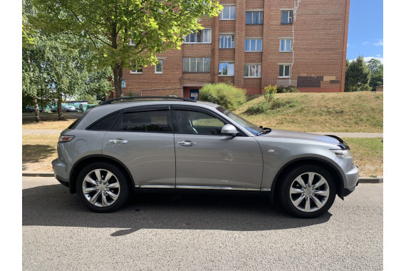 Infiniti FX 35