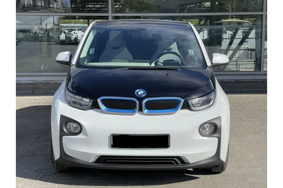 ПОСУТОЧНАЯ АРЕНДА BMW I3 REX
