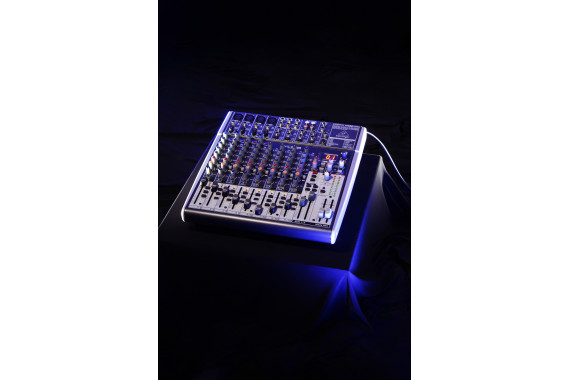 Аренда микшера Behringer X1622USB