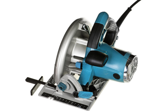 Дисковая пила Makita 5008MG
