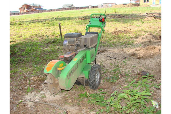 Измельчитель пней