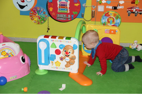 Развивающий, музыкальный центр "Смейся и учись"