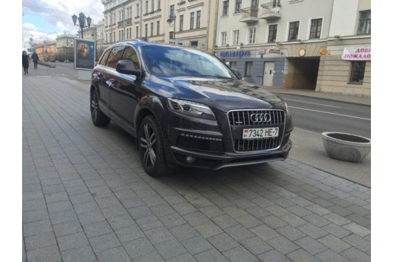 Audi Q7