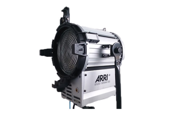 Прожектор ARRI Ceramic HMI 250W