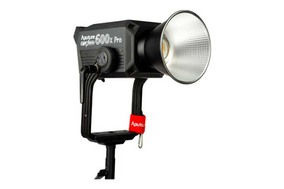 Студийный свет Aputure LS 600x Pro
