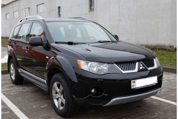 Mitsubishi Outlander XL AT 4 x 4