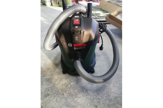 Строительный пылесос Bosch Advanced Vac 20