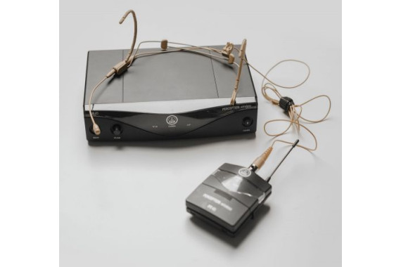 Вокальный микрофон AKG Perception 45