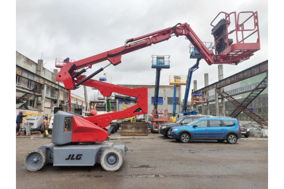 Аренда электрического подъемника JLG E400