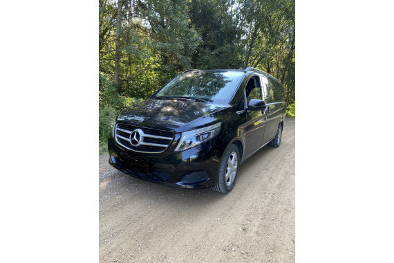 Мерседес  V Класс с водителем 7 мест 