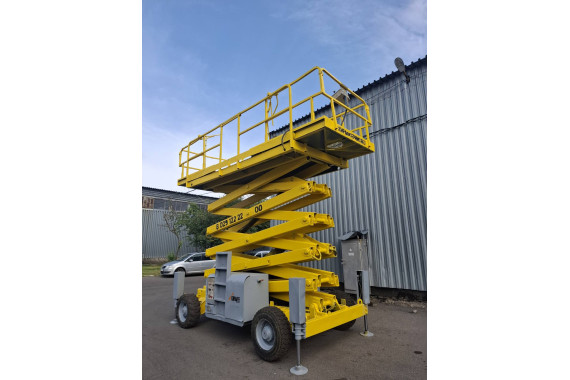 Самоходный ножничный подъёмник HAULOTTE H18SDX 18м