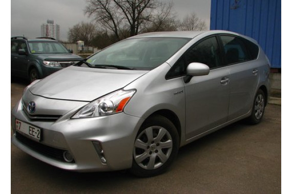 Toyota Prius V