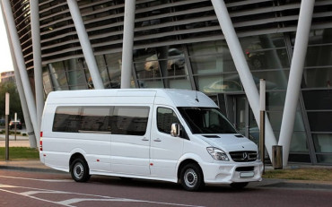 Микроавтобусы с водителем